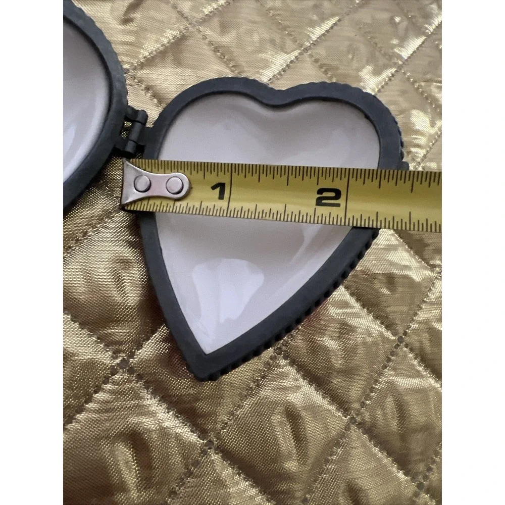 Hallmark Heart Trinket Box Porcelain Rose‎ Painted Detail Retro Valentine Love